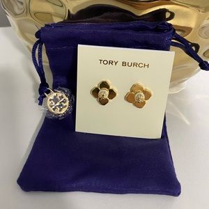 Tory Burch pearl logo flower stud earrings